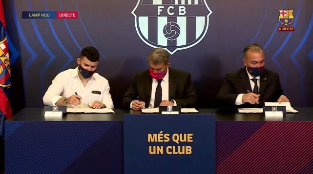 的高尔夫女 的高尔夫女